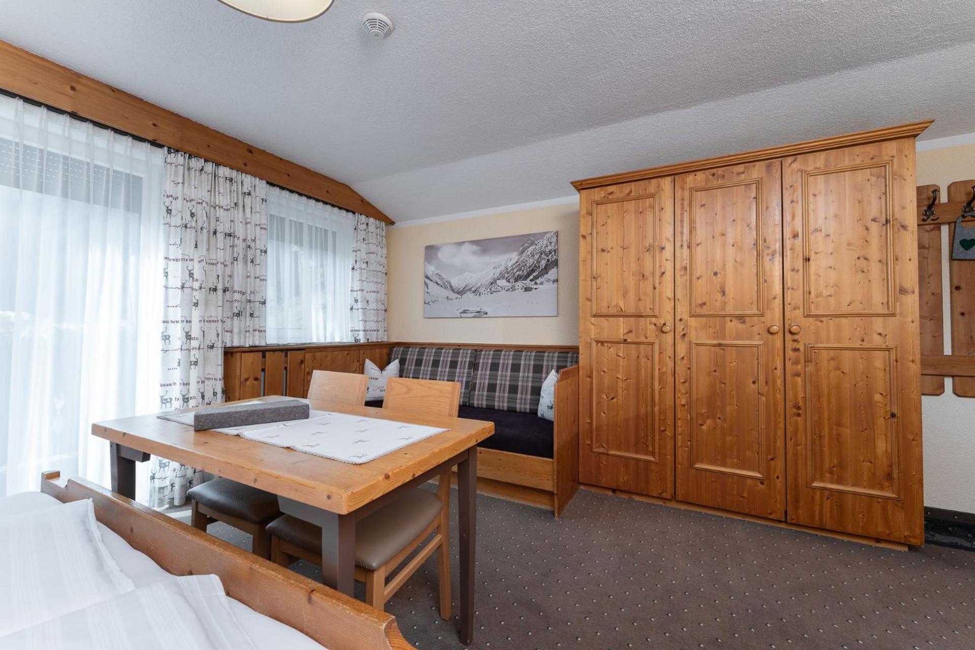 Haus Margret Bed & Breakfast Sankt Leonhard im Pitztal Exterior photo