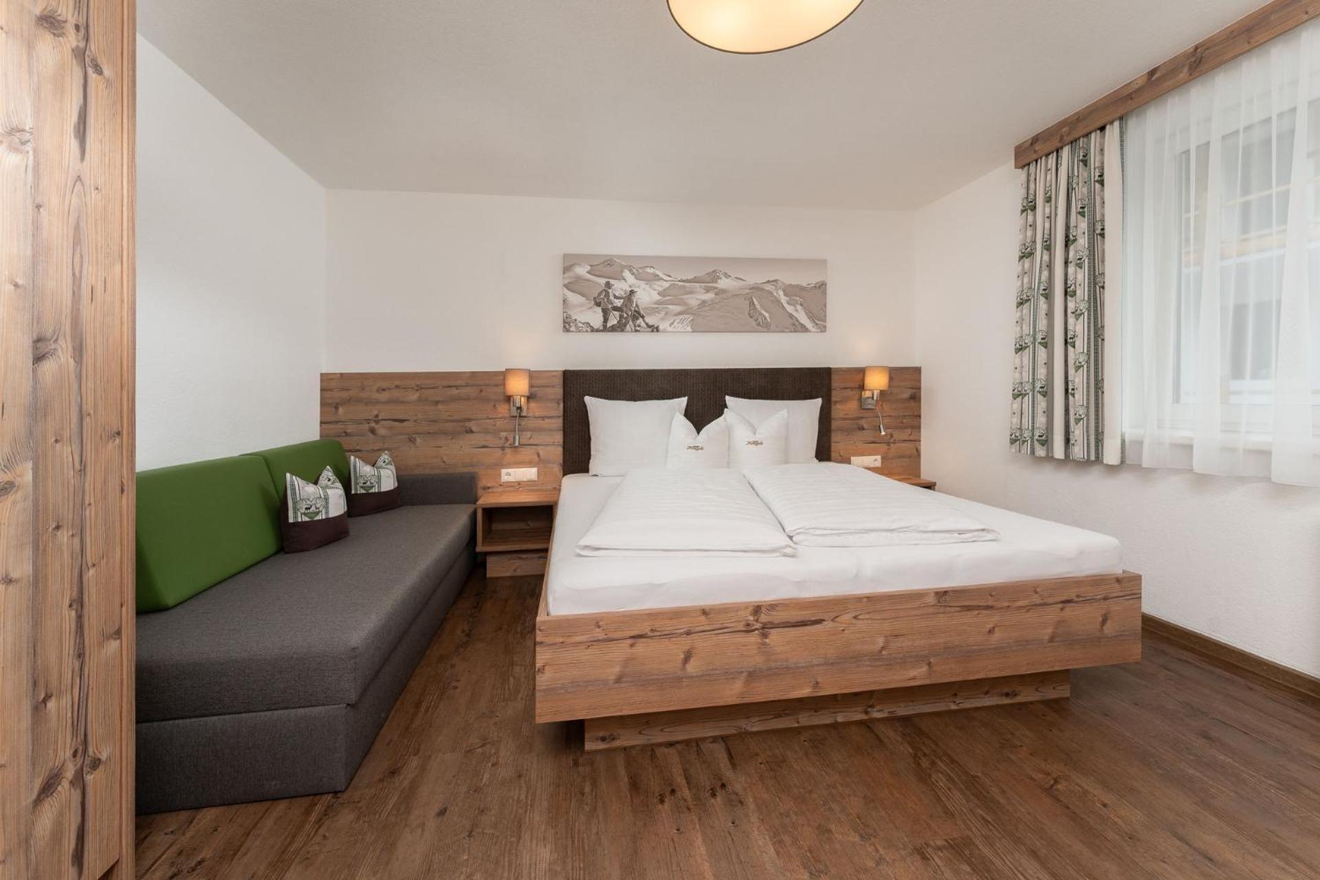 Haus Margret Bed & Breakfast Sankt Leonhard im Pitztal Exterior photo