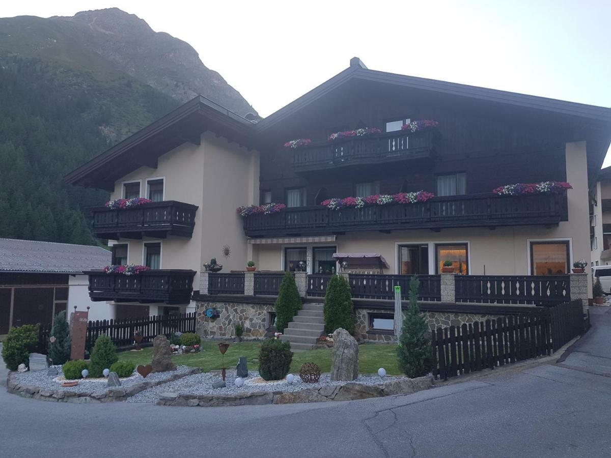 Haus Margret Bed & Breakfast Sankt Leonhard im Pitztal Exterior photo